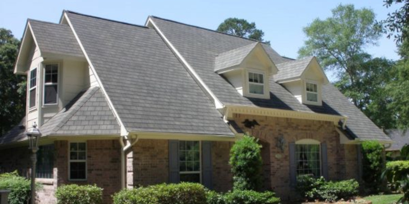 Roof with black algae streaks cleaned by Maverick Softwash